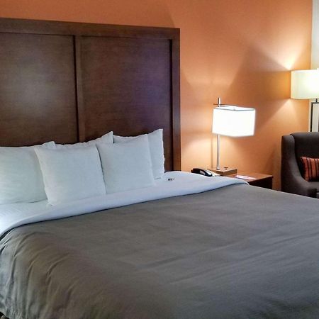 Econo Lodge Inn & Suites East Houston I-10 Bagian luar foto