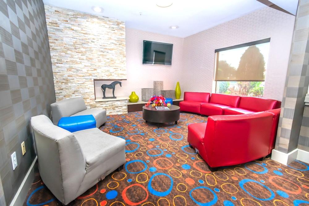 Econo Lodge Inn & Suites East Houston I-10 Bagian luar foto