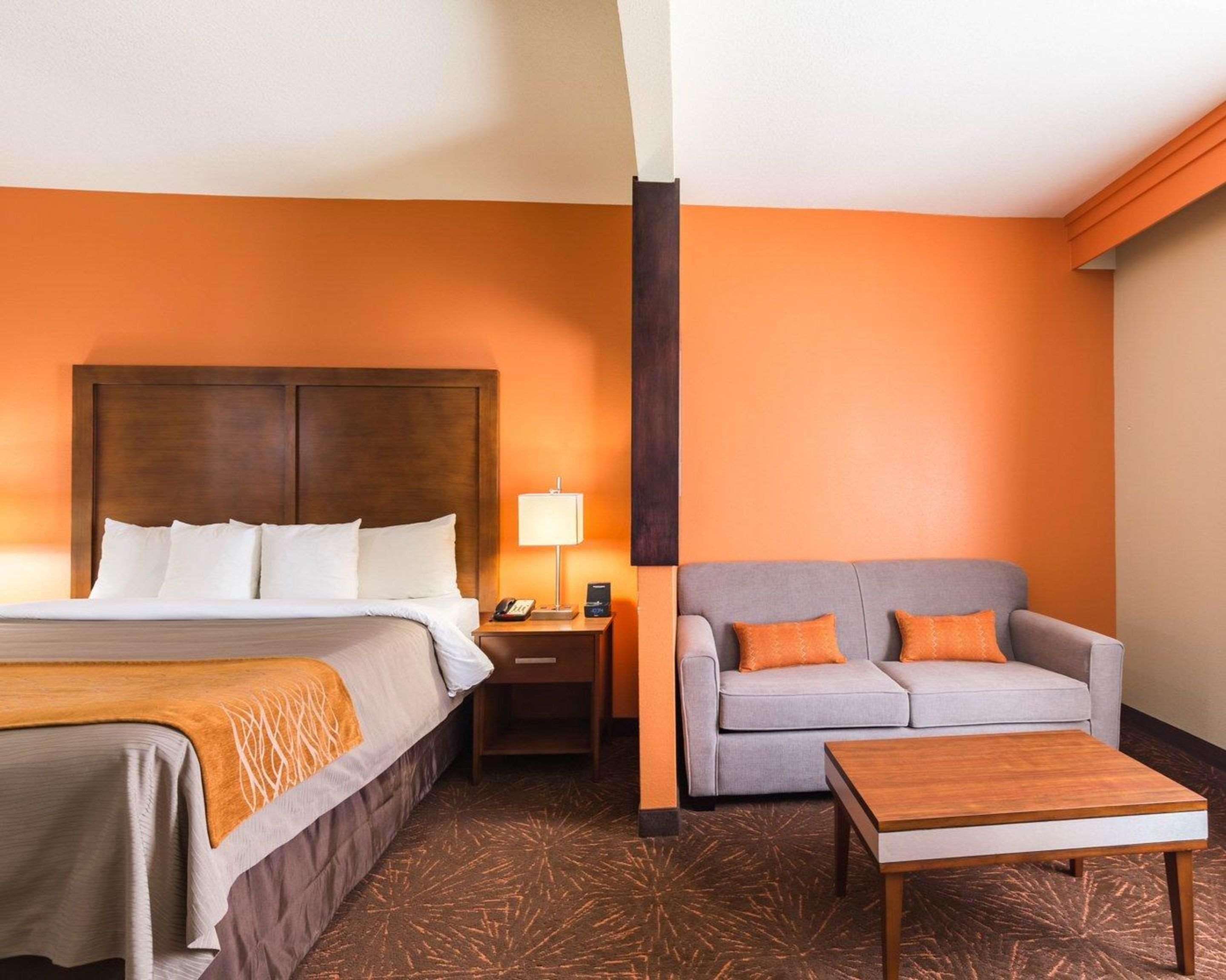 Econo Lodge Inn & Suites East Houston I-10 Bagian luar foto
