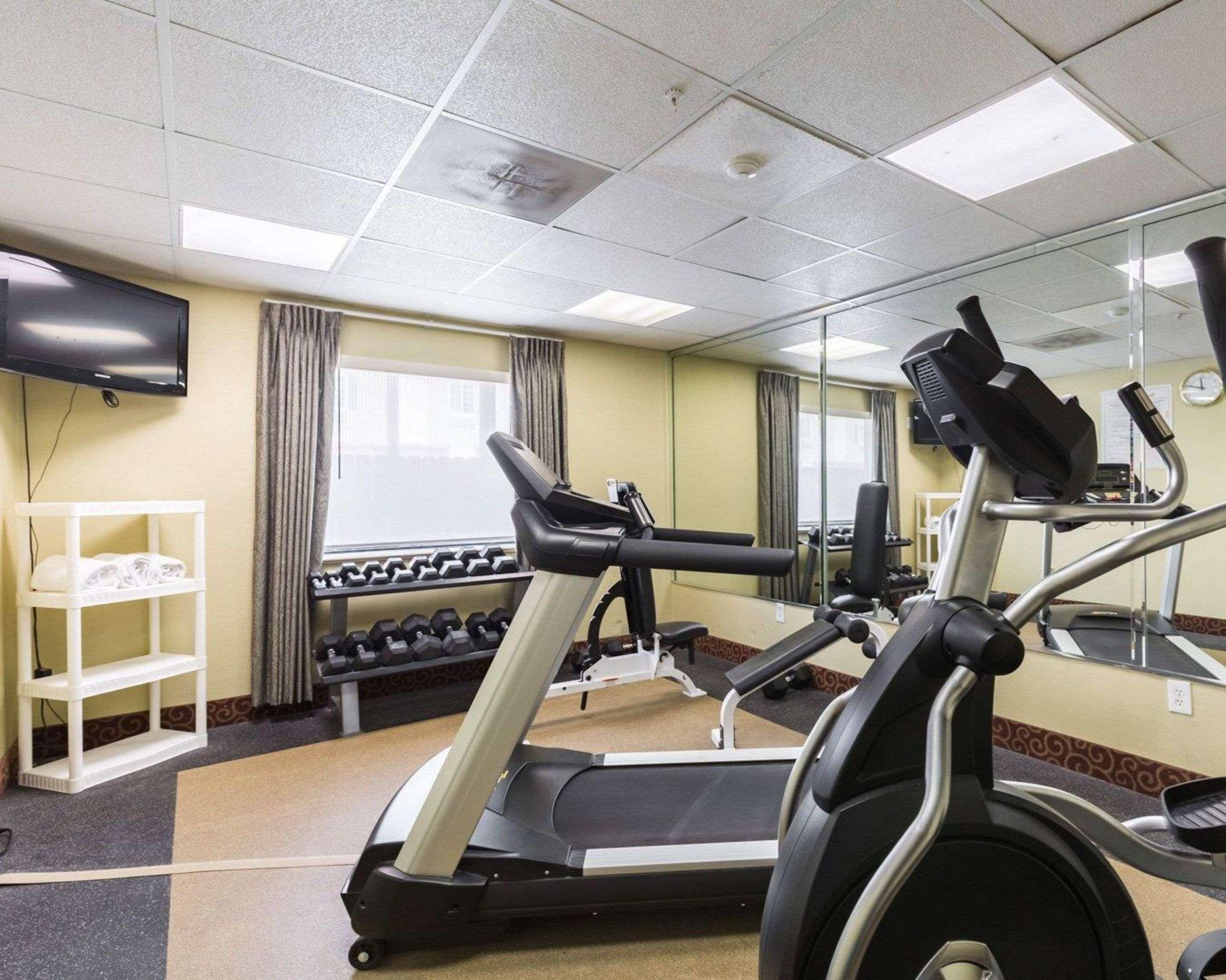 Econo Lodge Inn & Suites East Houston I-10 Bagian luar foto