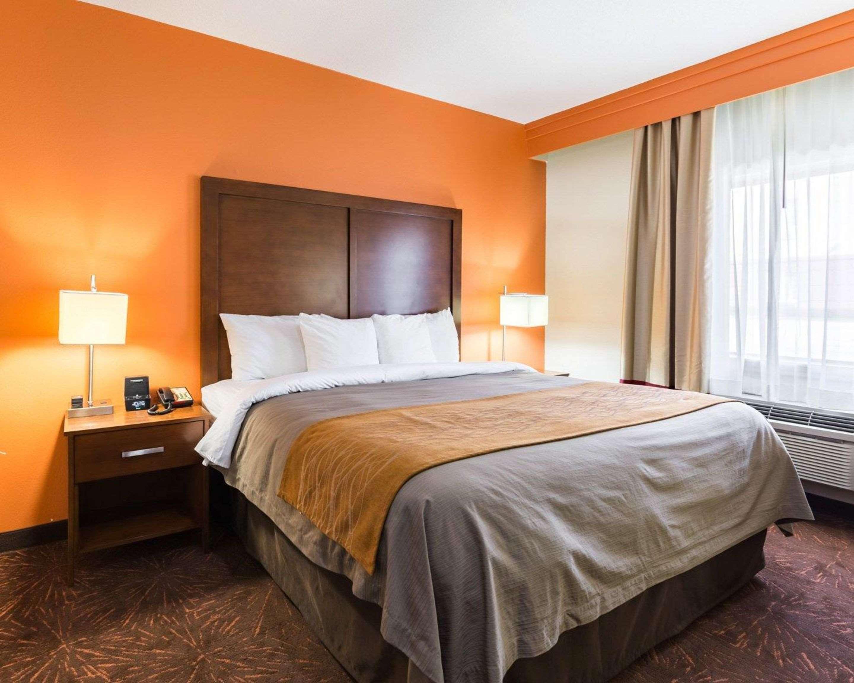 Econo Lodge Inn & Suites East Houston I-10 Bagian luar foto