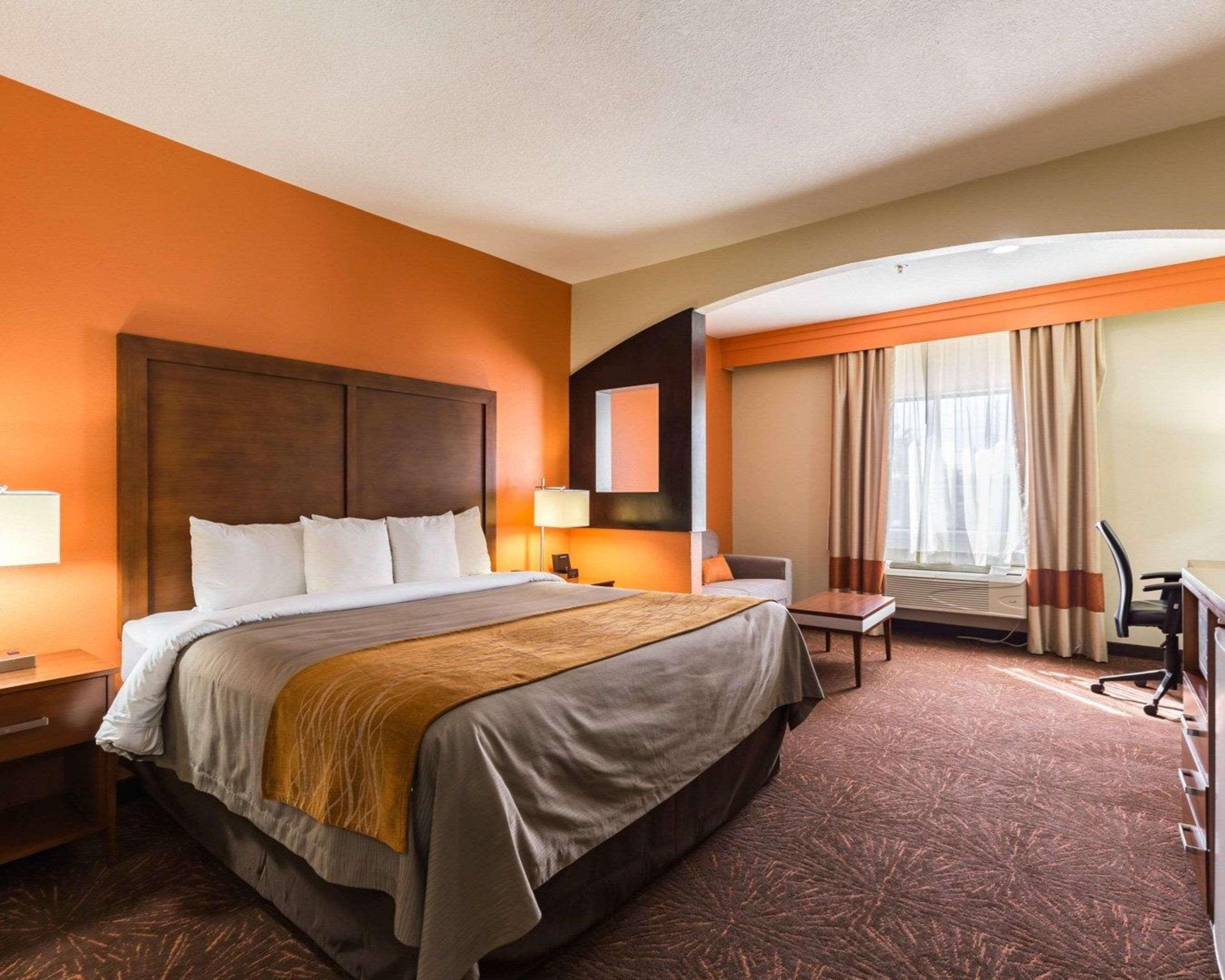 Econo Lodge Inn & Suites East Houston I-10 Bagian luar foto